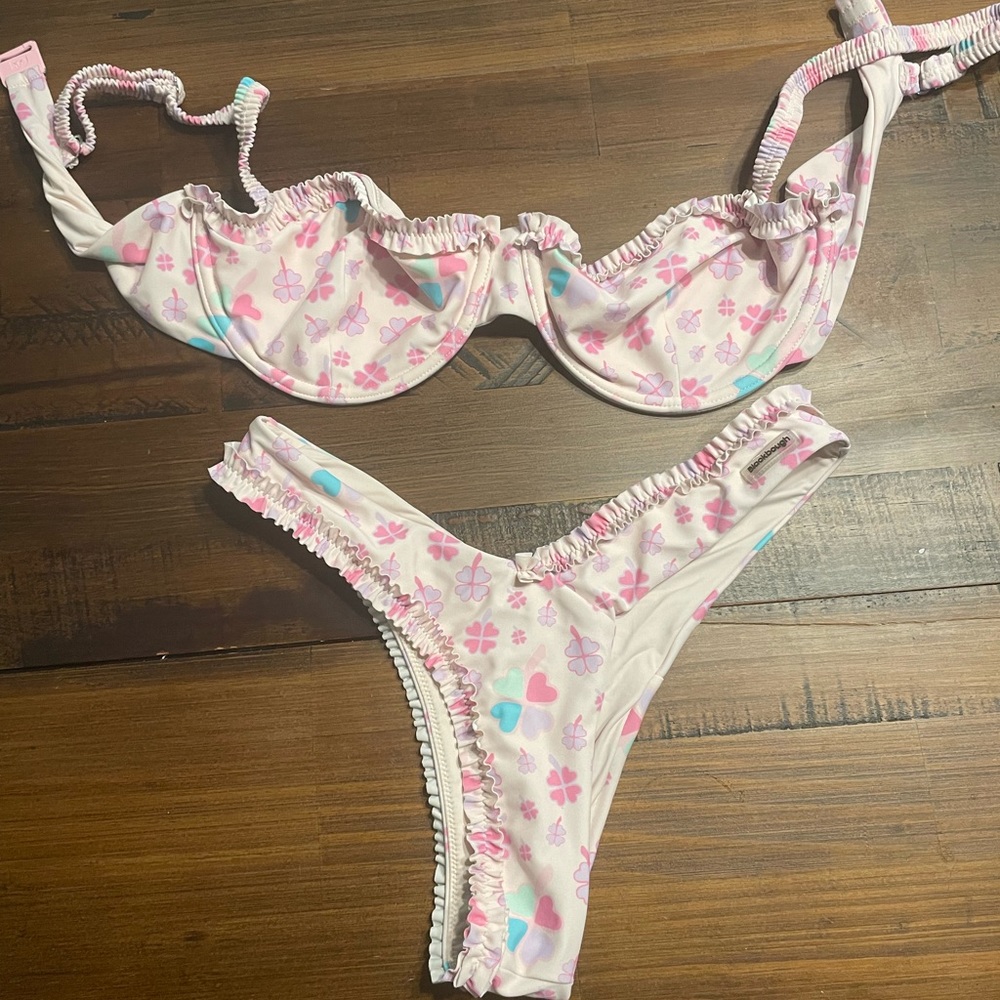 Blackbough Amelia Bikini Top & Bottom